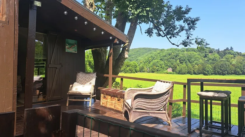 ❤️Very Nice Chalet in Paradise, River/Classified Site - Image 1