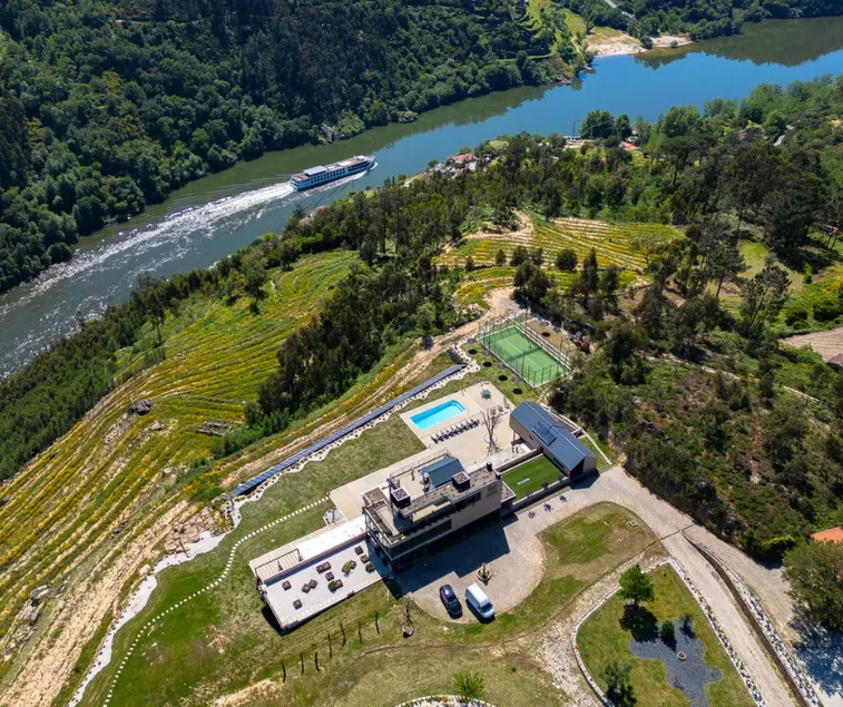 Quinta de Cabanas: Luxury Villa with Pools - Image 1