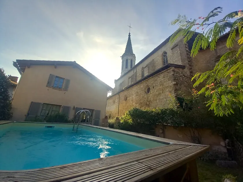 Le Clos de Sarrali ”Family Home” - Image 1
