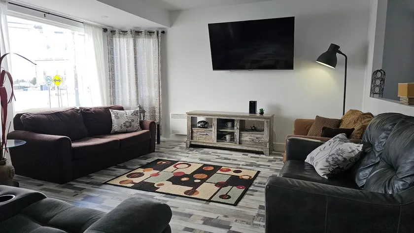 Huge 3 bright bedrooms - Zec Jaro St-Théophile - Image 1