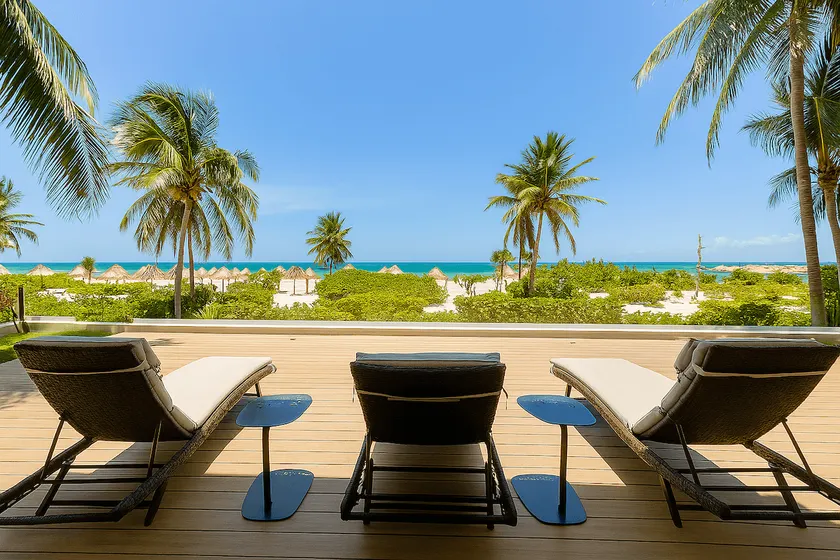 Luxury Apartment besides the beach - Image 1