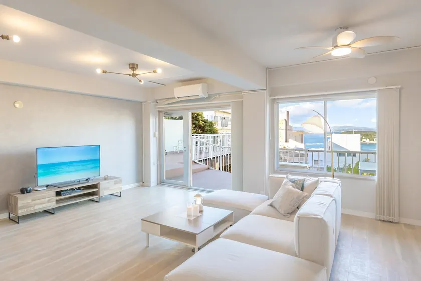 Shirahama Beach House・Sauna・Onsen・BBQ・6BR・24pax - Image 1