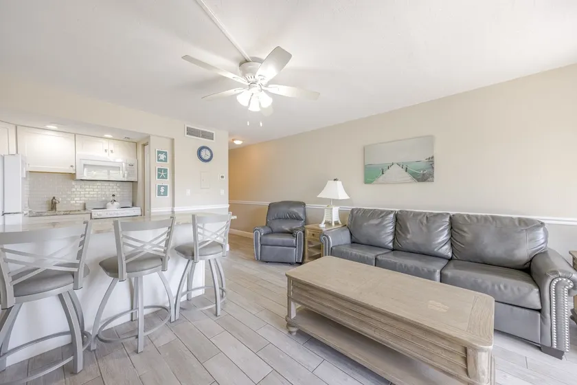 Marco Island Beach Club 310 - Updated 1 bed/1 bath - Image 1