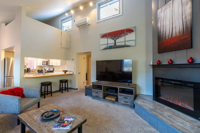 2 Bed/2 Bath Condo-no pets, kings/ twins. - Image 1
