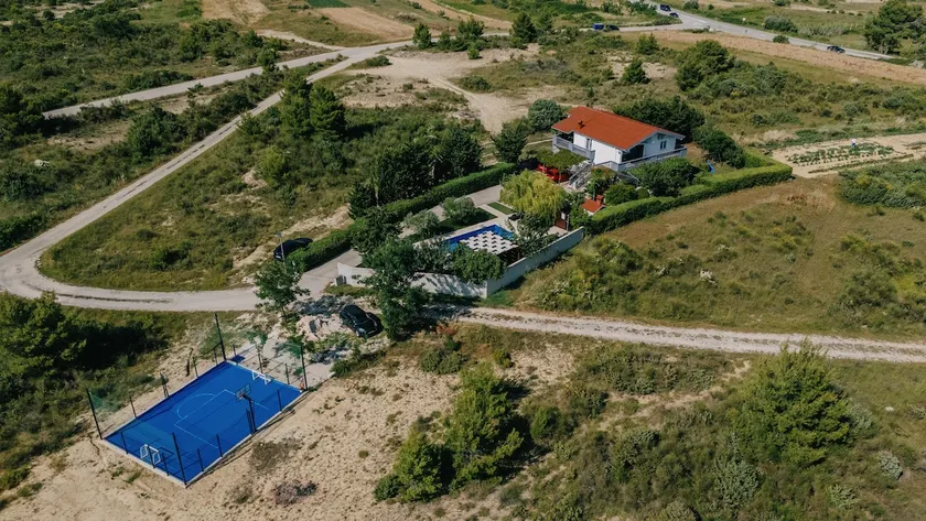 Apartment Ljubica with pool - Image 1