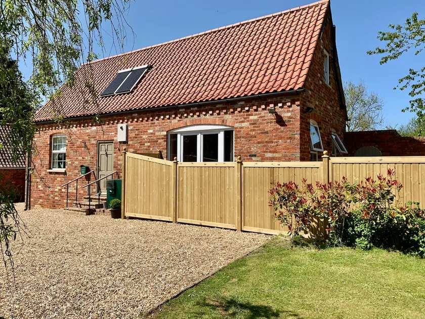 Charming 2- Bed Cotage I 2 Bathrooms I Viking Way I Dog Friendly I Lincolnshire Wolds - Image 1
