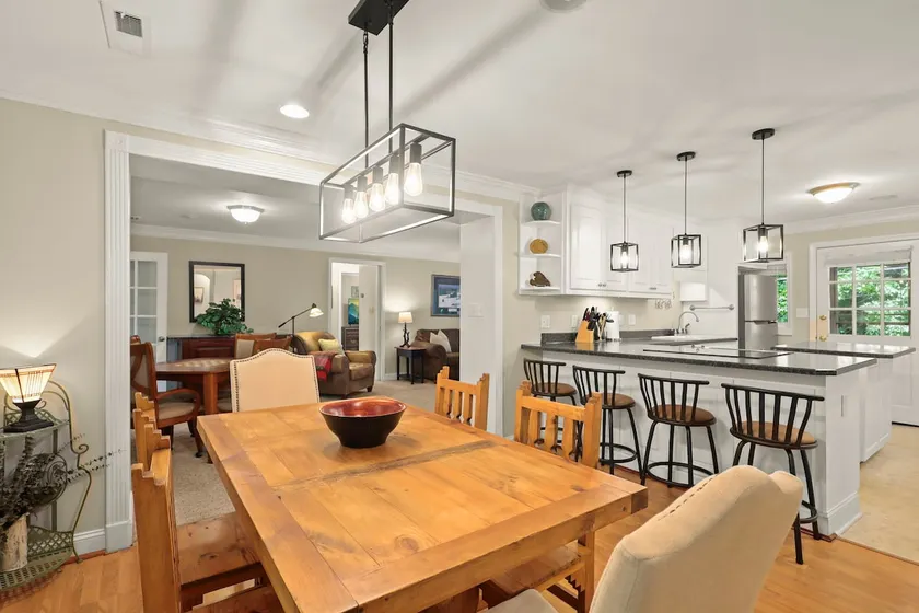 Walk to Downtown Blowing Rock- Upper Unit - Image 1