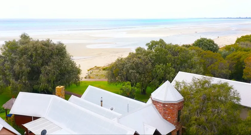 Beach House Dunsborough - Image 1