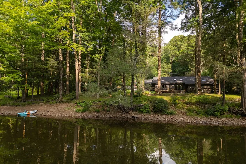 Riverfront Beach, Hot Tub, Firepit, Swimming Hole - Image 1