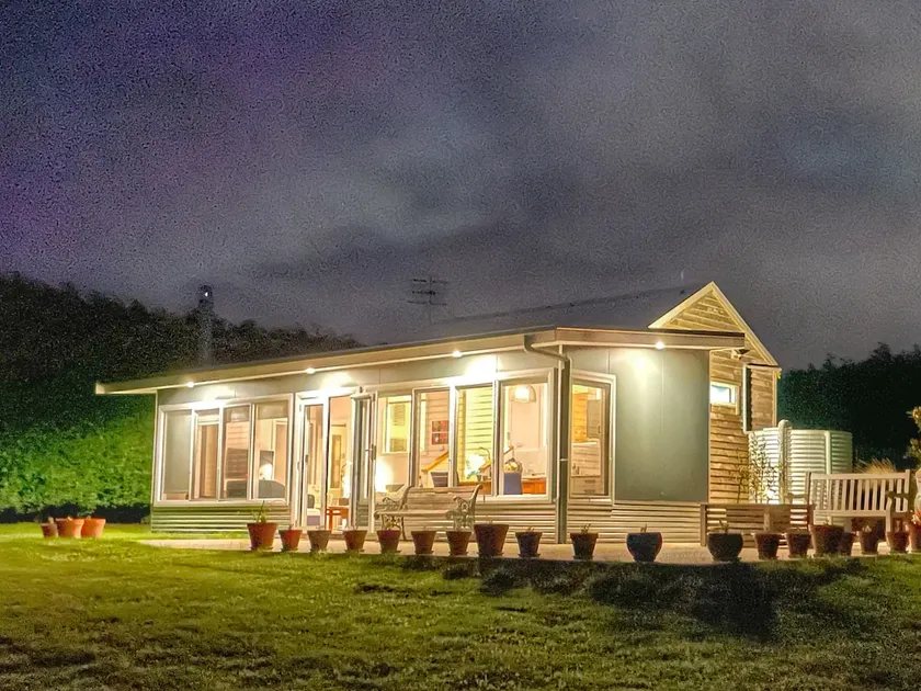 Hide-Away Cabin for Two - Table House Farm - Image 1