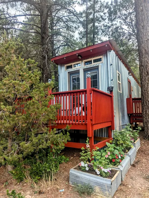 Zion & Bryce Tiny house between the PINES - Image 1