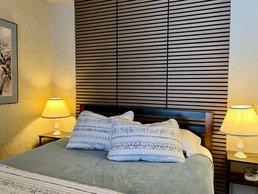 Private Entry Bed/Bath - Image 1