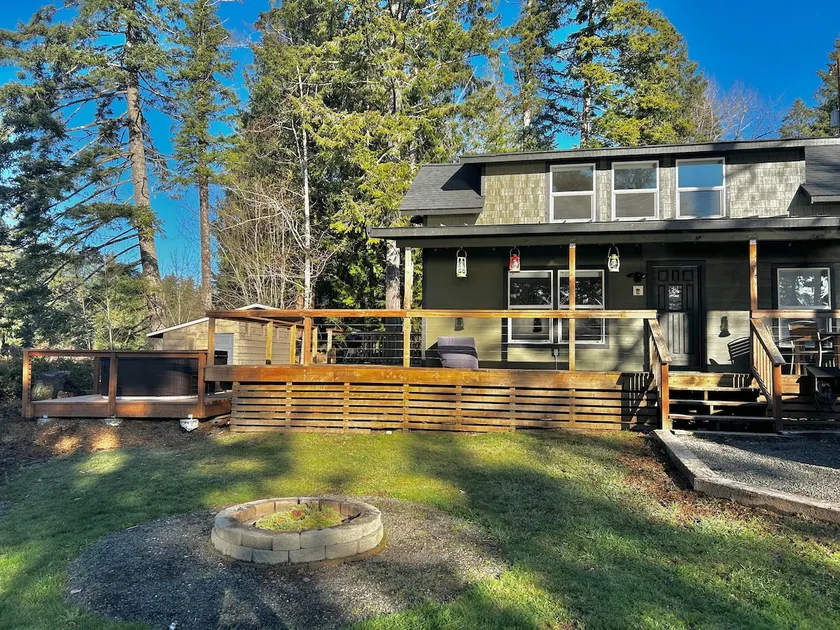 Waterfront Beach Cabin • Hot Tub • AC • EV Charger - Image 1