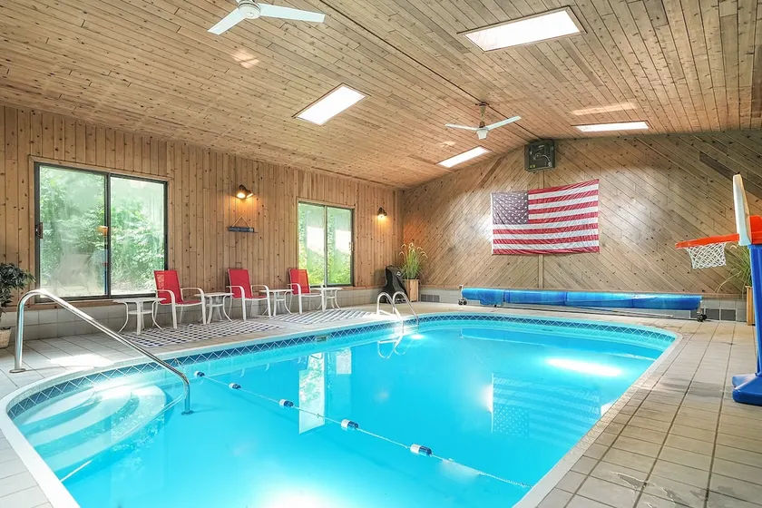 Available Spring Break! MiniResortIndoorPool&Sauna - Image 1