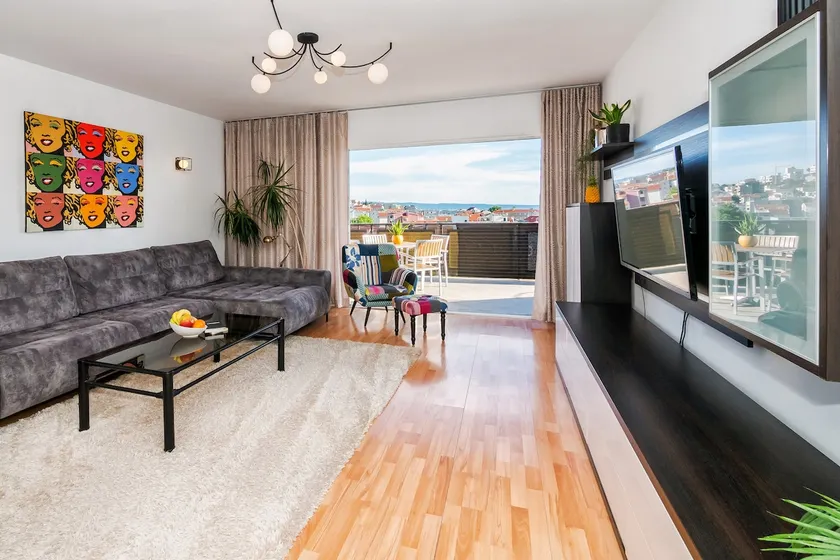 Your Stylish Escape Big Terrace & Ocean View - Image 1