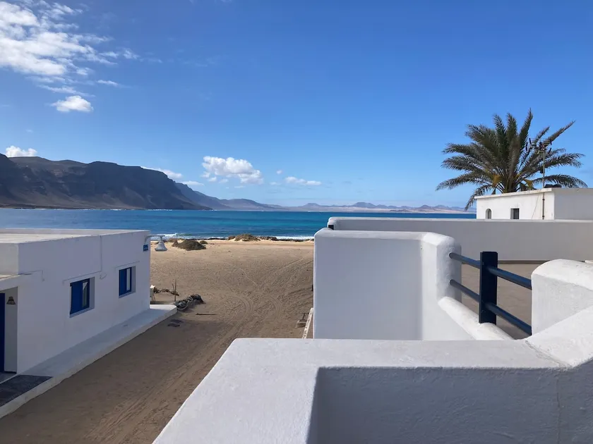 The Lighthouse Beach Apartment, La Graciosa island - Image 1