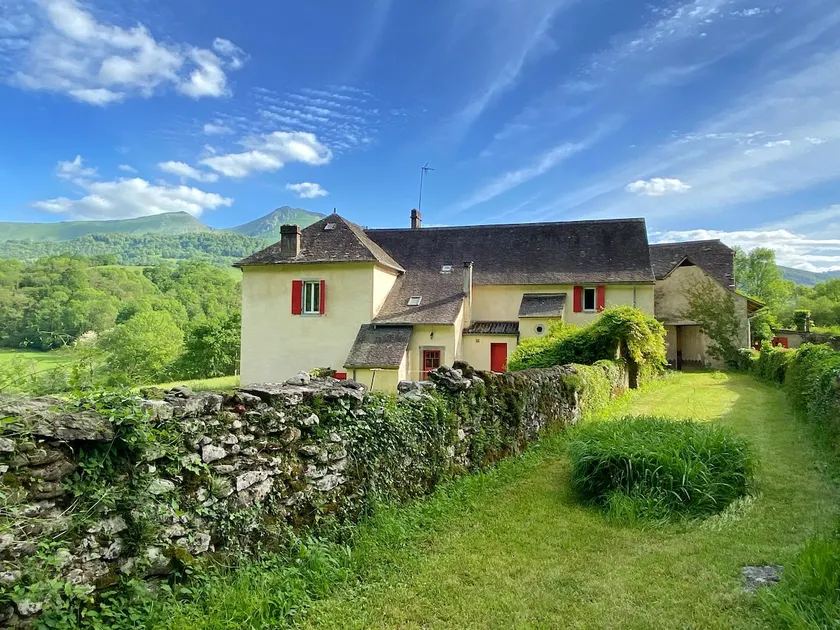 Chez Jeanne, stunning view, hidden retreat - Image 1