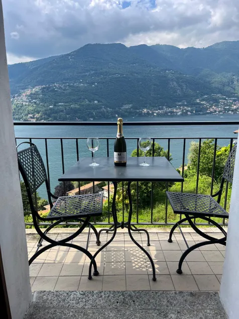 Lake Como House - Image 1