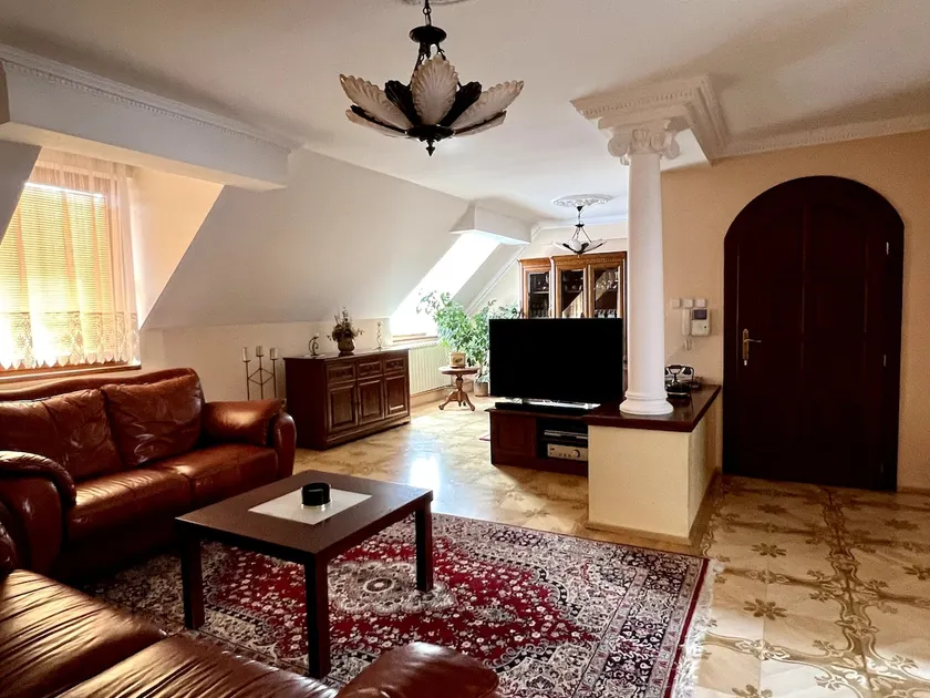 Charming historic Townhouse in center of Bardejov! - Image 1