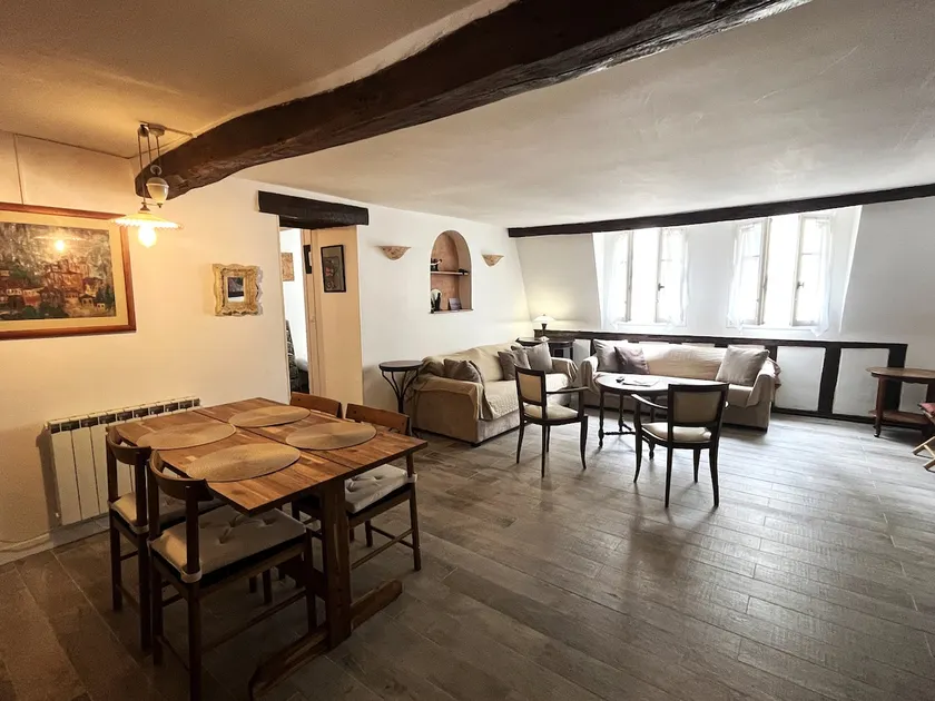 Typical Marais 3 bedroom - Beaubourg - Image 1