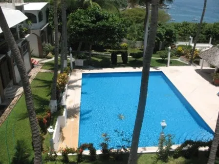 2bdrm, 2bthrm, a/c,pool, balcony,barbecue,#11 - Image 1
