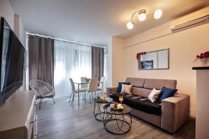 Apartment Pape - Image 1