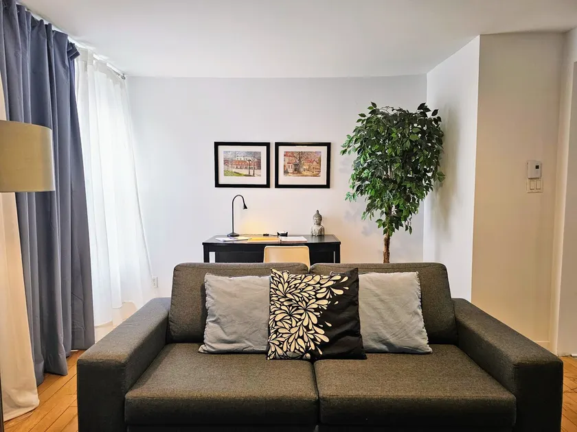 CHEZ EDOUARD - Image 1
