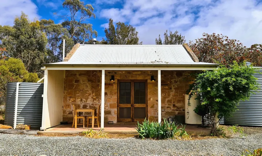 Stallion Box, Bungaree Station, Clare Valley - Image 1