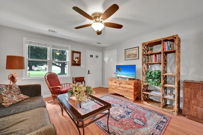 Serene 1 floor rental in Ephrata - Image 1