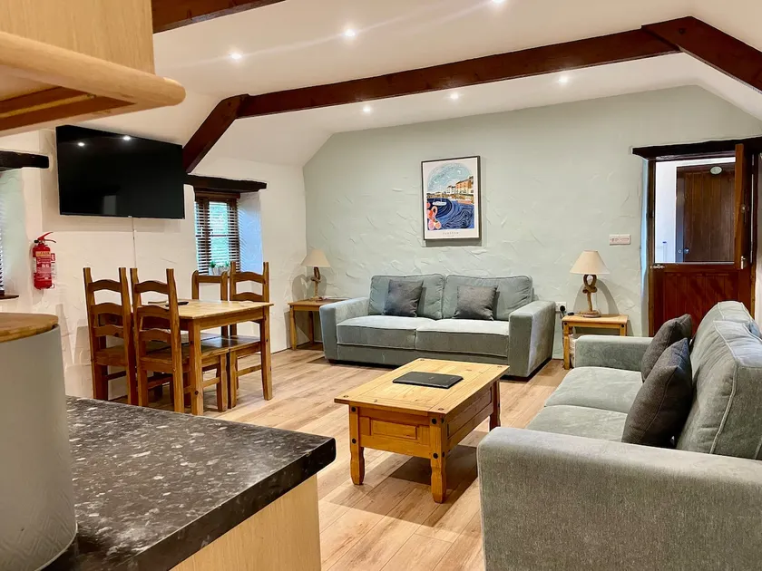 Porth Cottage - Image 1