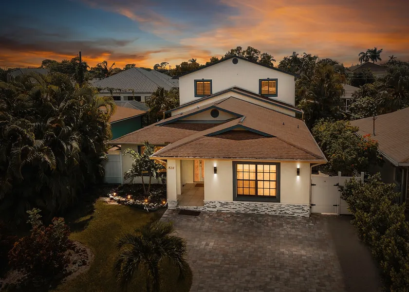 Naples 6 BR Home very close toBeach - Image 1