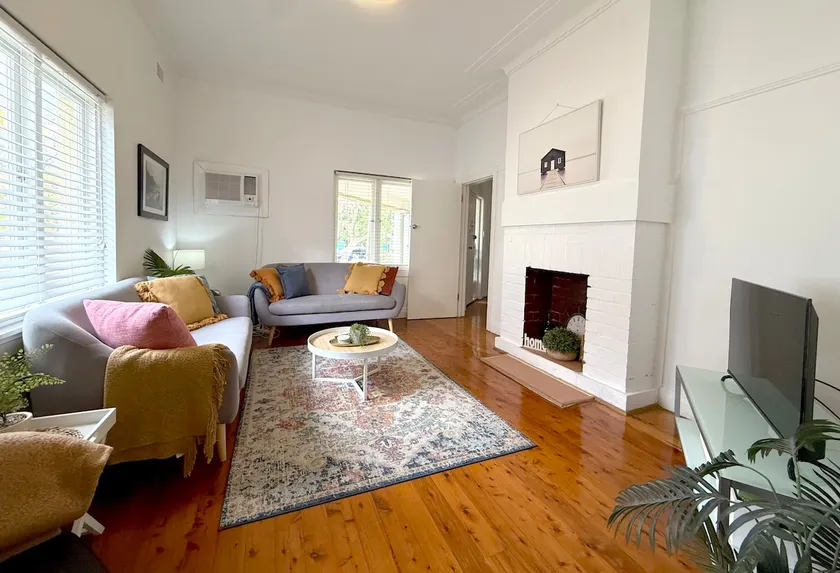 'Palmier' - Mid-century Cottage (PARRAMATTA) - Image 1