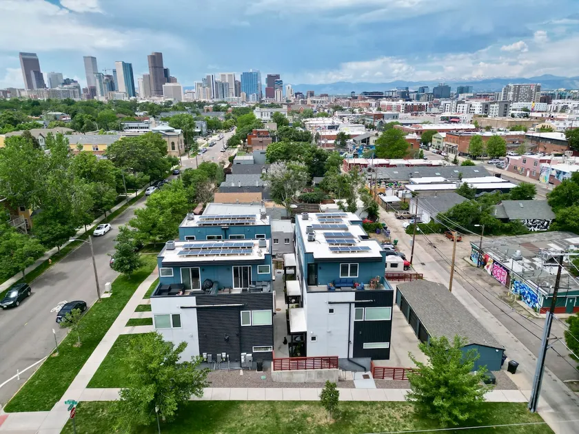 RiNo Townhome|Private Garage + Mountain View Deck - Image 1