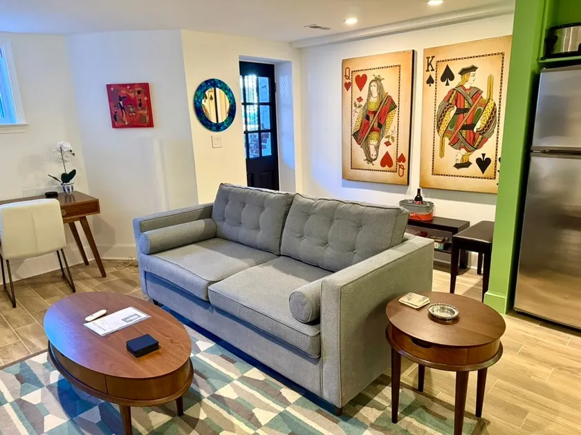 Ideal DC Location! Shaw/U St./Logan Apartment - Image 1