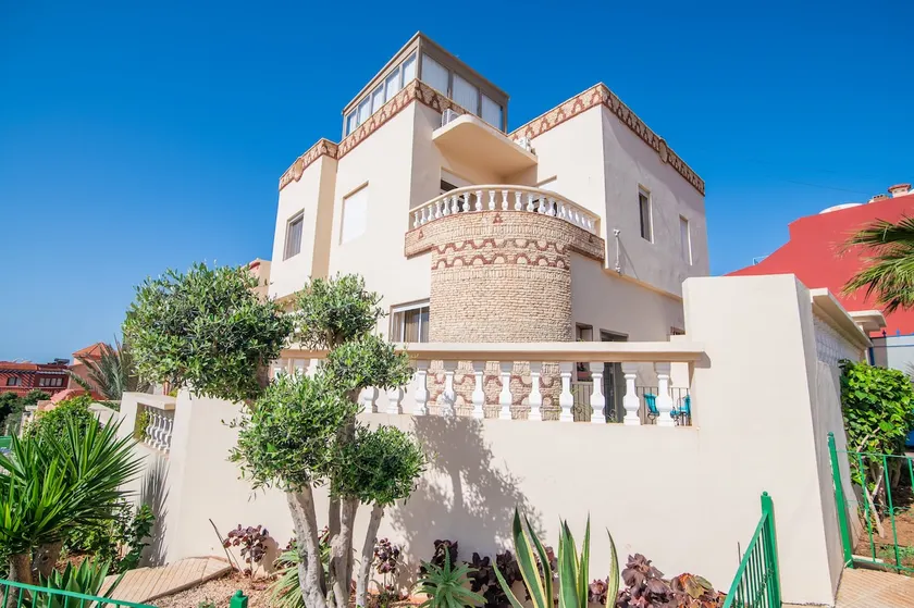 Luxury villa in Imi Ouddar – 10 min from Taghazout - Image 1