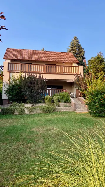 Füge Apartman Balatonakarattya - Image 1