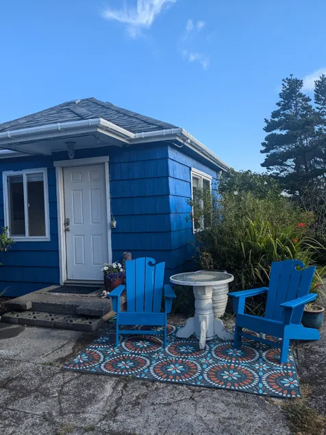 Coastal Cottage - Image 1