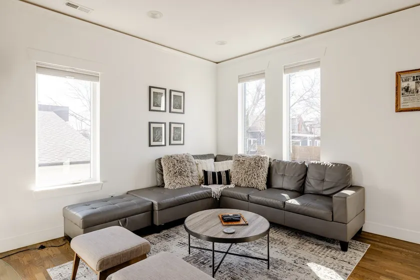 Downtown Views From Fashionable North Lohi Home - Image 1