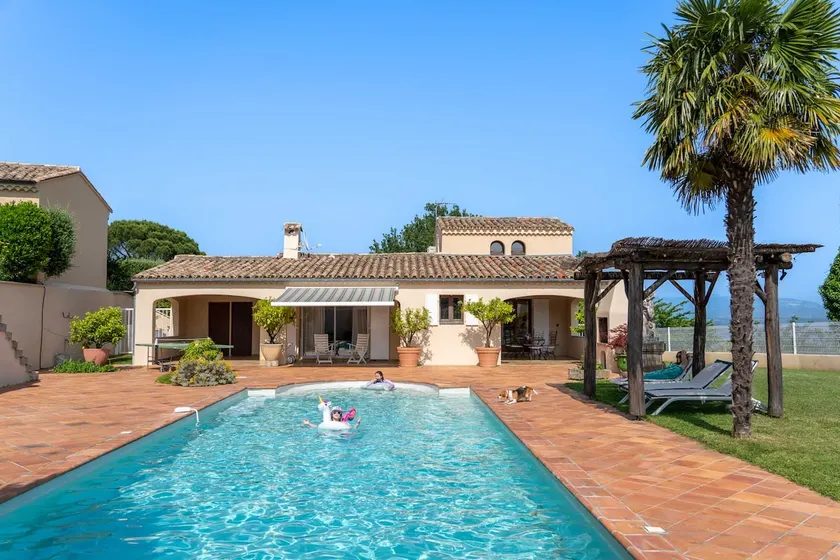 Villa Lazuel, piscine privée chauffée, vue panoramique et jardin clos - Image 1