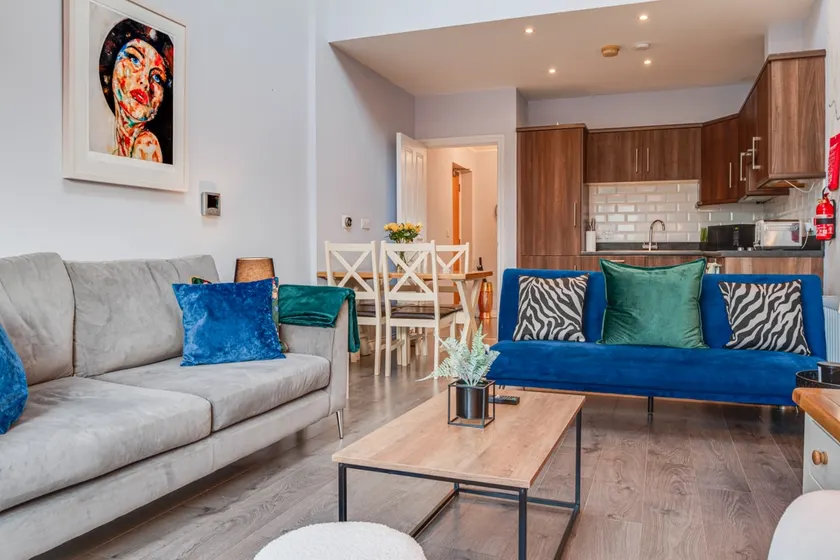 City centre Top floor apartment in Belfast city centre - Image 1