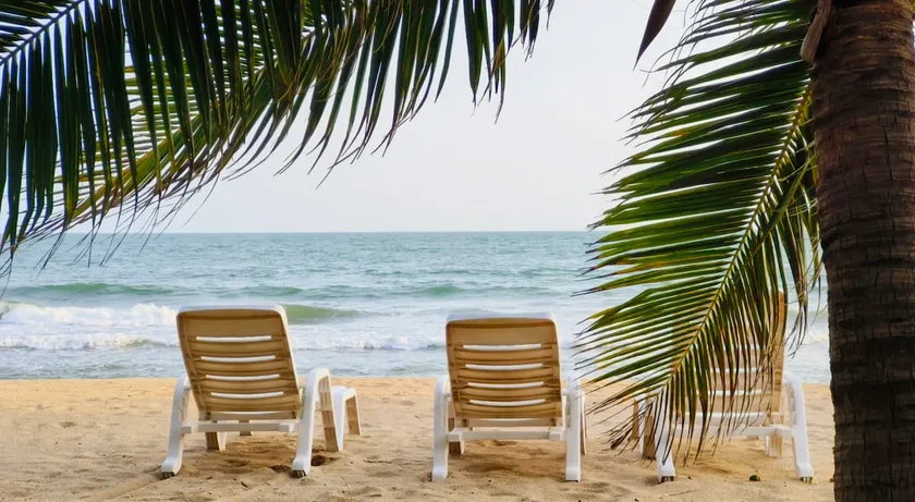Beachfront 3-BD Apartment Near Koh Samet, Rayong - Image 1