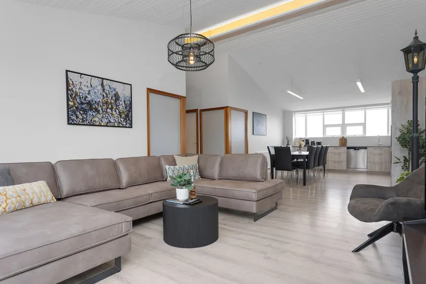 Thorsplan Luxury Apartment - Image 1