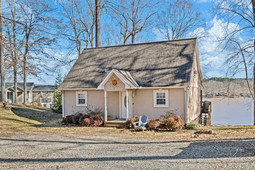 Castaway Cottage - Image 1