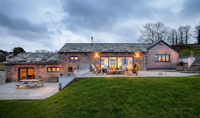 Luxury Barn Conversion in Secluded Surrounds - Image 1