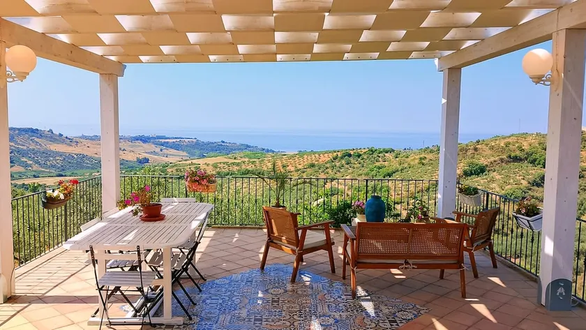 villa in sicilian countryside, sea view - Image 1