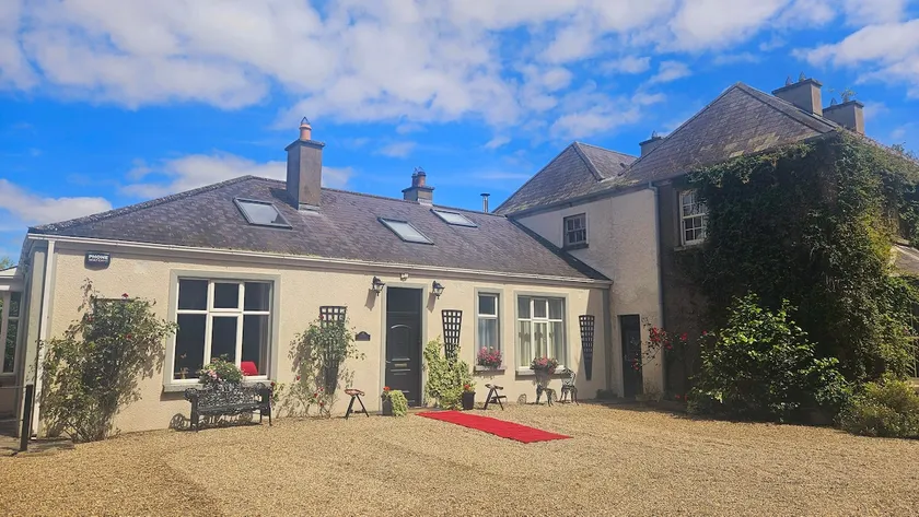 Grove Cottage at The Lodge - Image 1