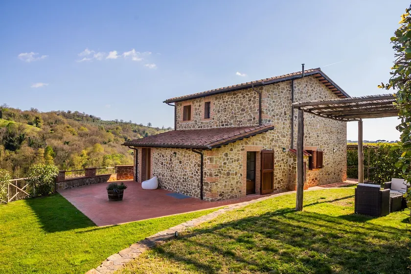 Home with a view in Scansano, Tuscany - Image 1