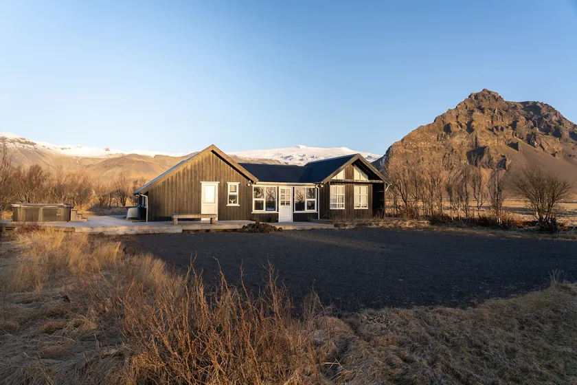 Grund Cabin - Image 1