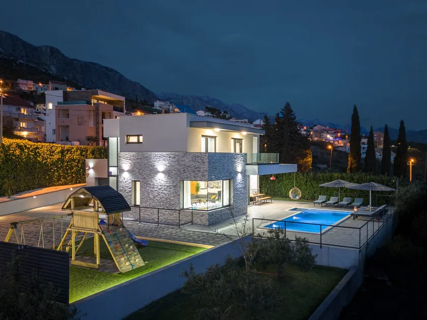 Luxury Villa Morena with heated pool and whirpool - Image 1