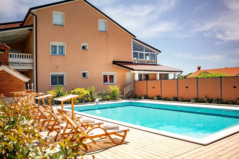 Apartments Foric Rab with Pool, Sauna & Gym 1 - Image 1